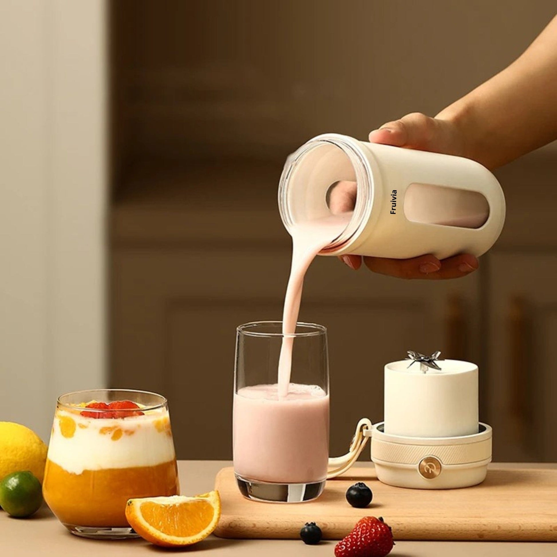 Mini Mixeur Portable 350ML-  Préparez vos Jus & Smoothies n’importe où !