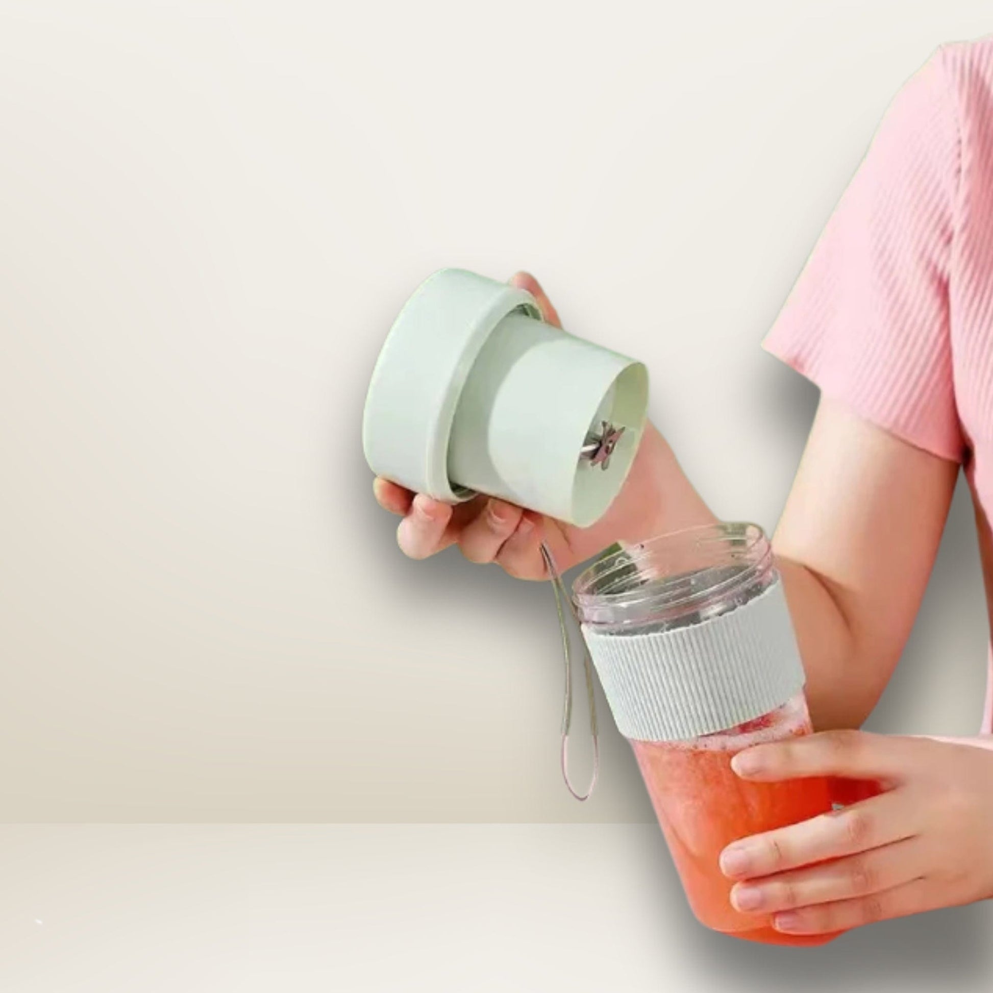 Portable Mini Blender – Puissant & Compact